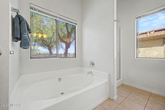 5465 W Bandtail Court, Marana, AZ 85658