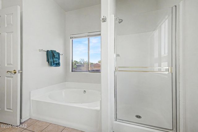 5465 W Bandtail Court, Marana, AZ 85658