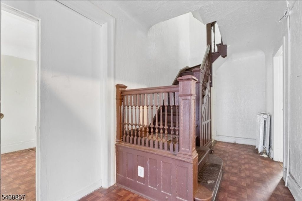 16 N 16Th St, East Orange City, NJ 07017 — photo 4