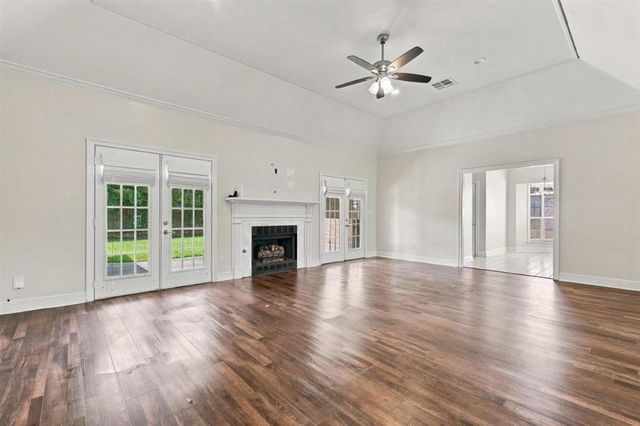 4124 W Jevon Lane, Lake Charles, LA 70605