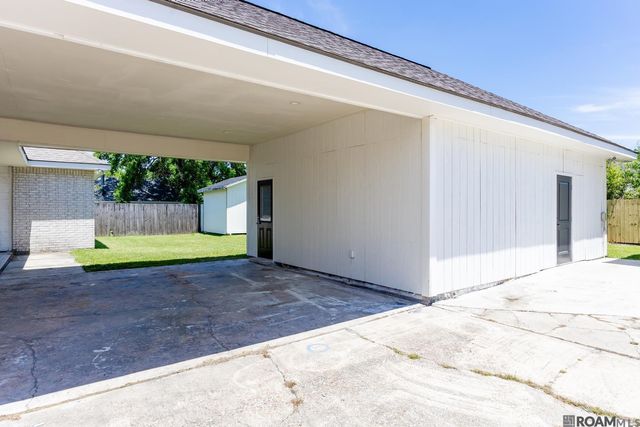 1545 Montgomery Dr, Baton Rouge, LA 70815
