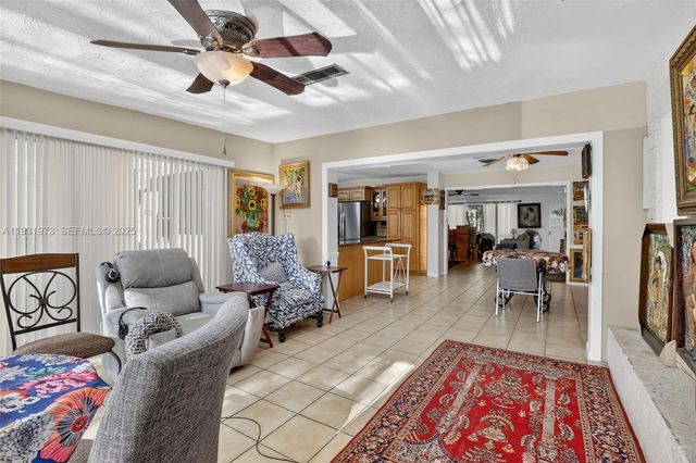 1051 W Tropical Way, Plantation, FL 33317