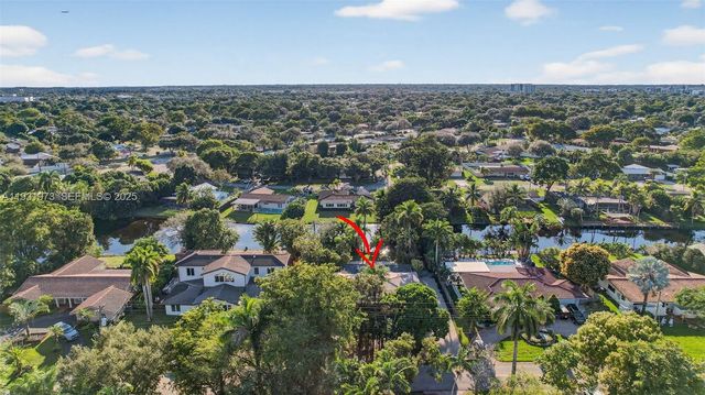 1051 W Tropical Way, Plantation, FL 33317