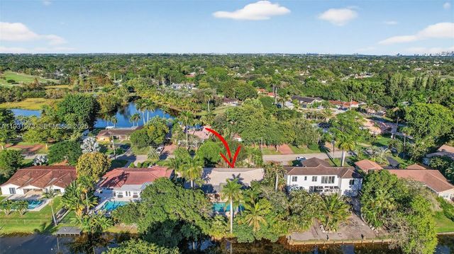 1051 W Tropical Way, Plantation, FL 33317