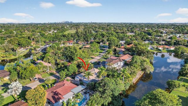 1051 W Tropical Way, Plantation, FL 33317