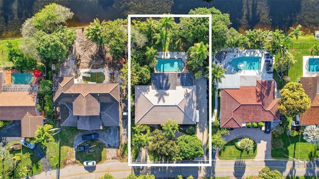 1051 W Tropical Way, Plantation, FL 33317