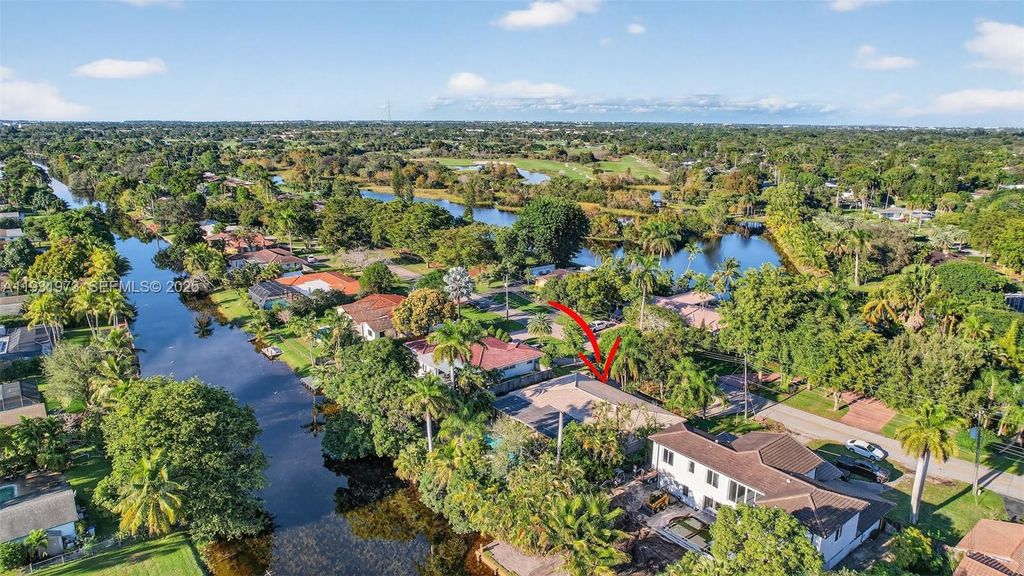 1051 W Tropical Way, Plantation, FL 33317