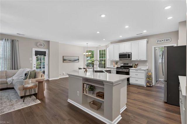 5109 W Grace CT, Williamsburg, VA 23188