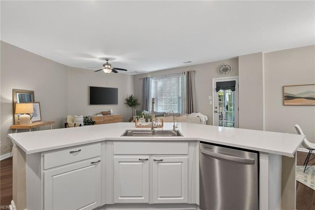 5109 W Grace CT, Williamsburg, VA 23188