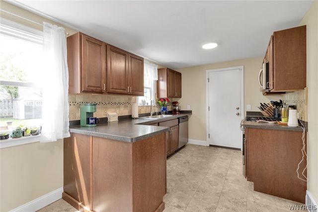 337 Crosby Avenue, Tonawanda, NY 14217