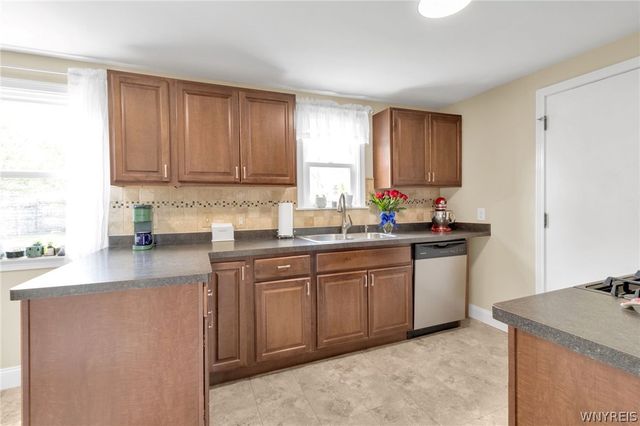 337 Crosby Avenue, Tonawanda, NY 14217