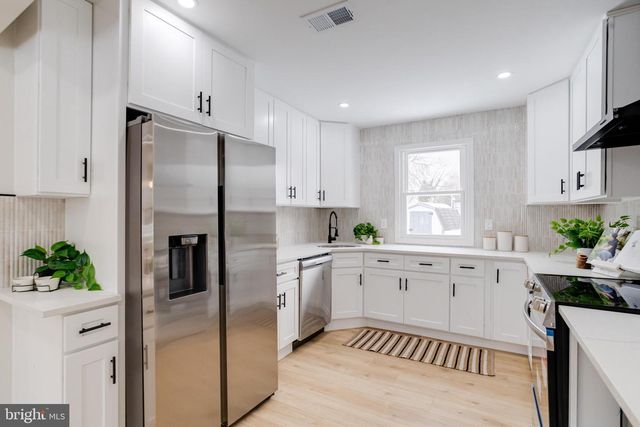 4711 BEAUFORD RD, Suitland, MD 20746