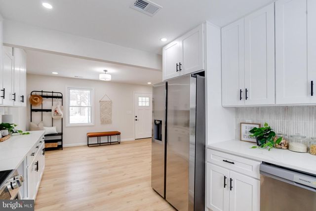 4711 BEAUFORD RD, Suitland, MD 20746