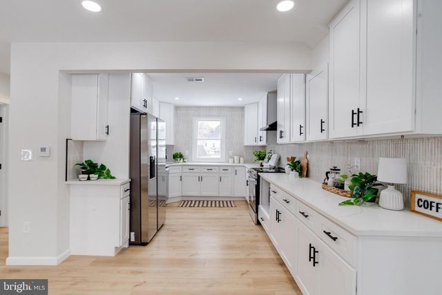 4711 BEAUFORD RD, Suitland, MD 20746