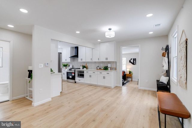 4711 BEAUFORD RD, Suitland, MD 20746