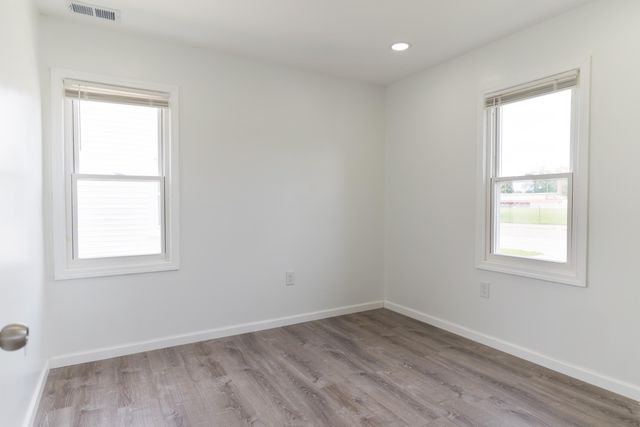 25627 Penn Street, Dearborn Heights City, MI 48125