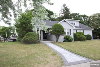 179 Mohawk Avenue 2, Hawthorne, NJ 07506