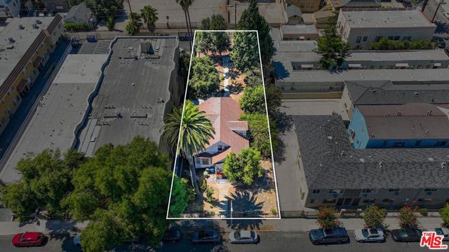3015 Shrine Place, Los Angeles, CA 90007