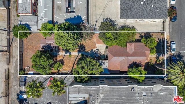 3015 Shrine Place, Los Angeles, CA 90007
