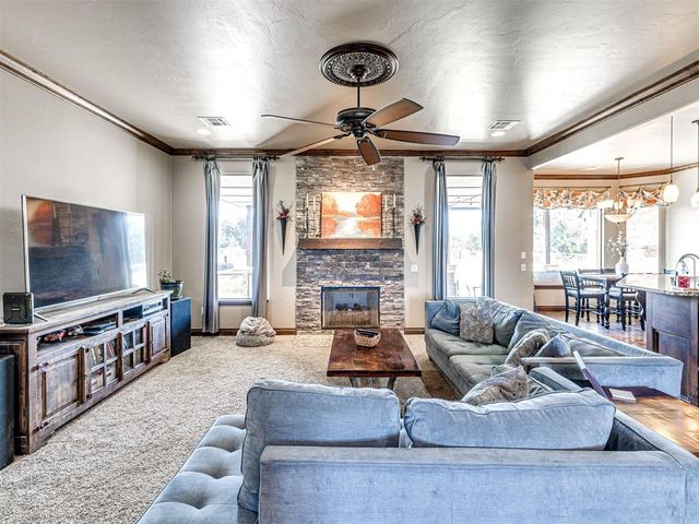 761 Cabin Road, Harrah, OK 73045