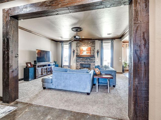 761 Cabin Road, Harrah, OK 73045