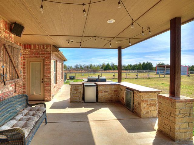 761 Cabin Road, Harrah, OK 73045