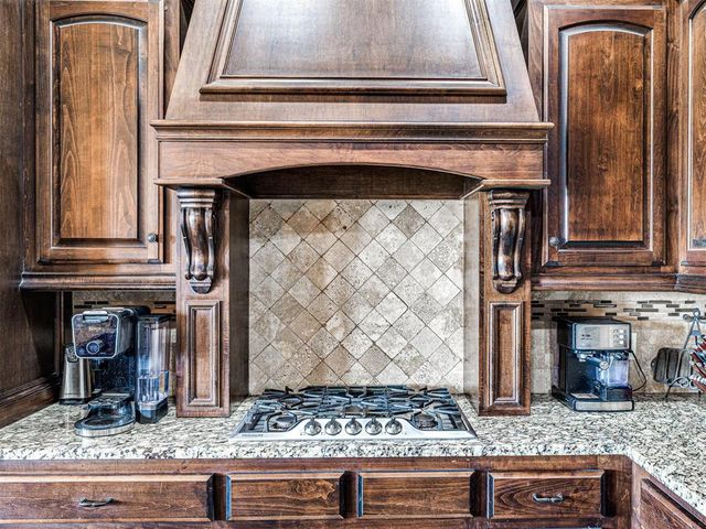 761 Cabin Road, Harrah, OK 73045