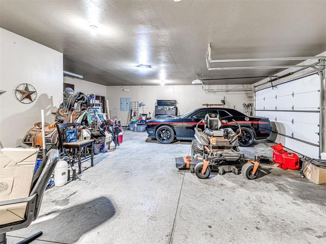 761 Cabin Road, Harrah, OK 73045