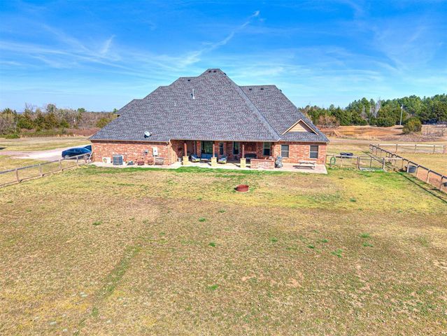 761 Cabin Road, Harrah, OK 73045