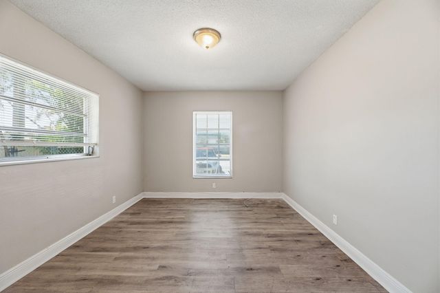 8 NE 9th Avenue, Deerfield Beach, FL 33441