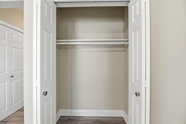 8 NE 9th Avenue, Deerfield Beach, FL 33441