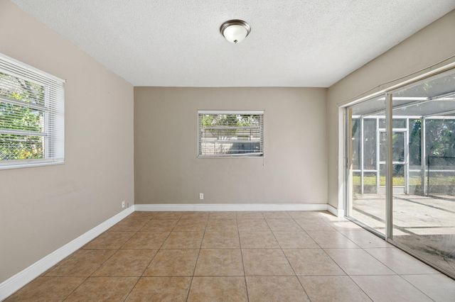 8 NE 9th Avenue, Deerfield Beach, FL 33441