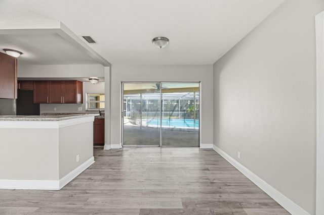 8 NE 9th Avenue, Deerfield Beach, FL 33441