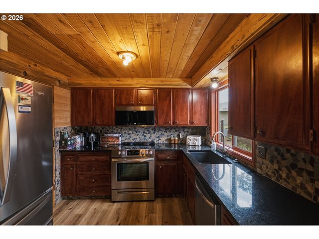 1130 BAXTER Rd, Salem, OR 97306