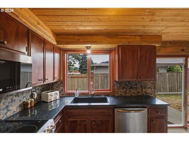 1130 BAXTER Rd, Salem, OR 97306