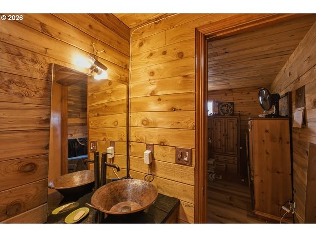 1130 BAXTER Rd, Salem, OR 97306