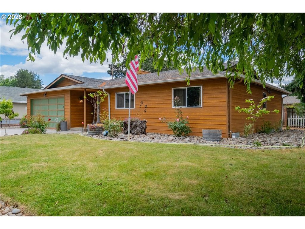 1130 BAXTER Rd, Salem, OR 97306