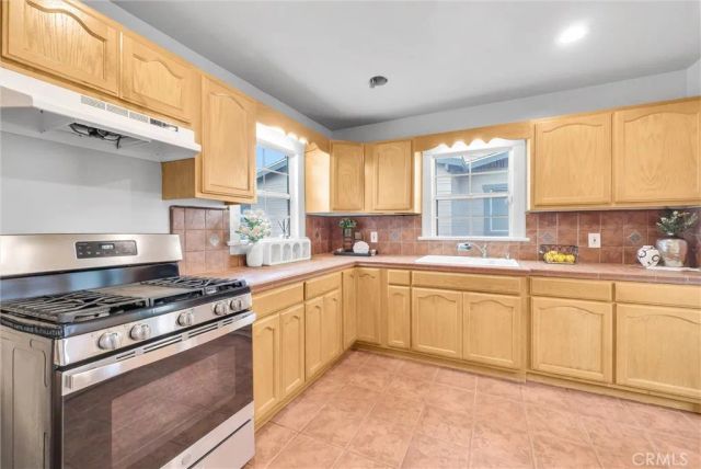 7924 Bright Avenue, Whittier, CA 90602