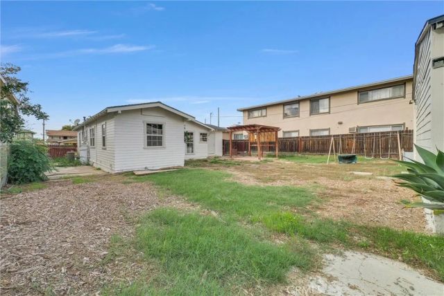 7924 Bright Avenue, Whittier, CA 90602