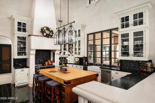 10040 E HAPPY VALLEY Road 8, Scottsdale, AZ 85255