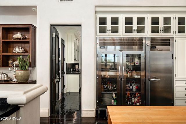 10040 E HAPPY VALLEY Road 8, Scottsdale, AZ 85255