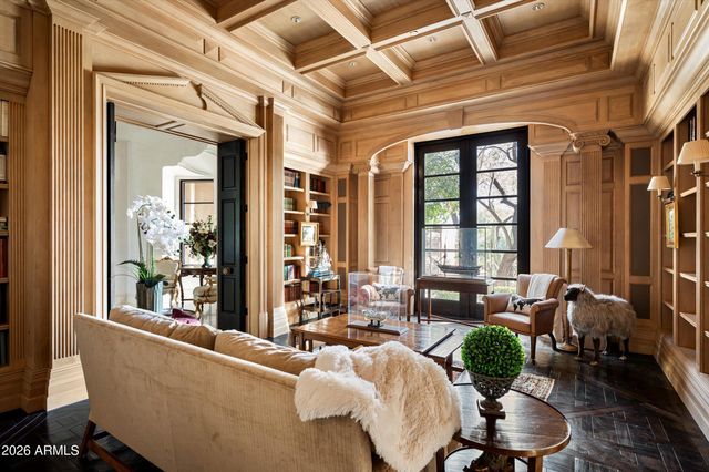 10040 E HAPPY VALLEY Road 8, Scottsdale, AZ 85255