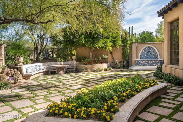 10040 E HAPPY VALLEY Road 8, Scottsdale, AZ 85255