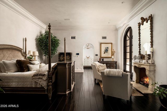 10040 E HAPPY VALLEY Road 8, Scottsdale, AZ 85255