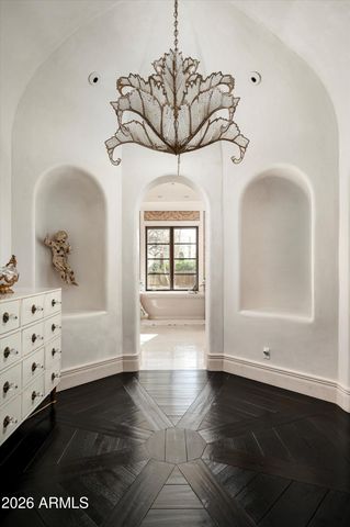 10040 E HAPPY VALLEY Road 8, Scottsdale, AZ 85255