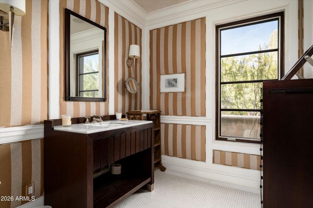 10040 E HAPPY VALLEY Road 8, Scottsdale, AZ 85255