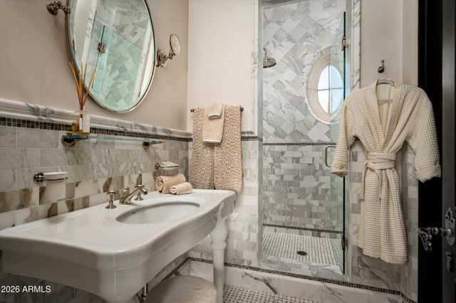 10040 E HAPPY VALLEY Road 8, Scottsdale, AZ 85255