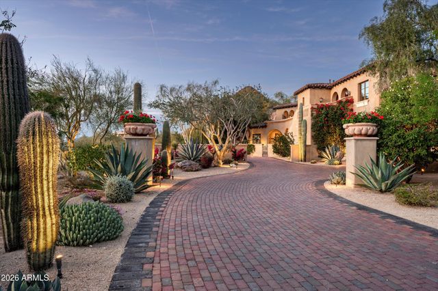 10040 E HAPPY VALLEY Road 8, Scottsdale, AZ 85255