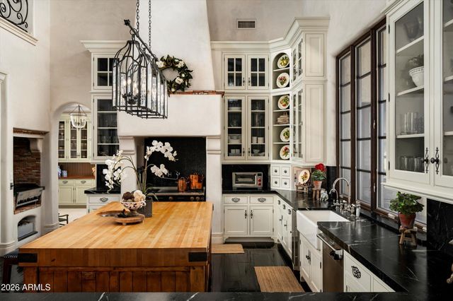 10040 E HAPPY VALLEY Road 8, Scottsdale, AZ 85255