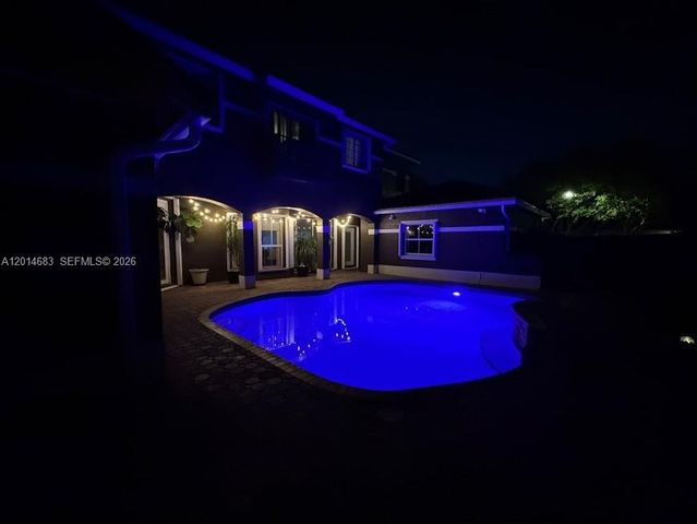9026 SW 160th Ter, Palmetto Bay, FL 33157